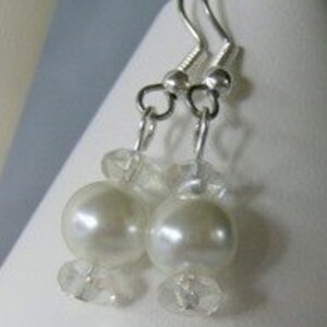 Pearl and Crystal Here Comes the Bride Earrings image 3