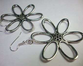 California Dreaming Flower Earrings