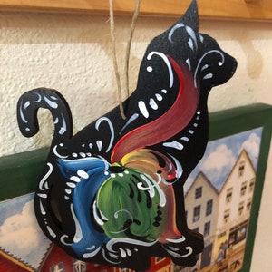 Norwegian rosemaled cat ornament