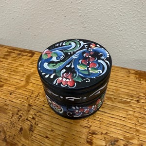 Norwegian Rosemaled round wood box small Black