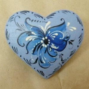 Norwegian Blue Rosemaled Heart Pin or magnet
