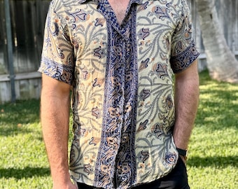 Heren zijden overhemd met korte mouwen en knoopsluiting, camp collar - Lichtgewicht, paisleyprint