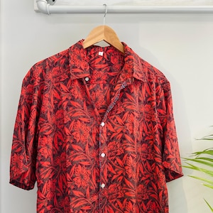 Mens Silk Short Sleeve Button Down Shirt - Lightweight Printed Sari Fabric, Summer Casual Shirt with Camp Collar, Breathable & Unique
