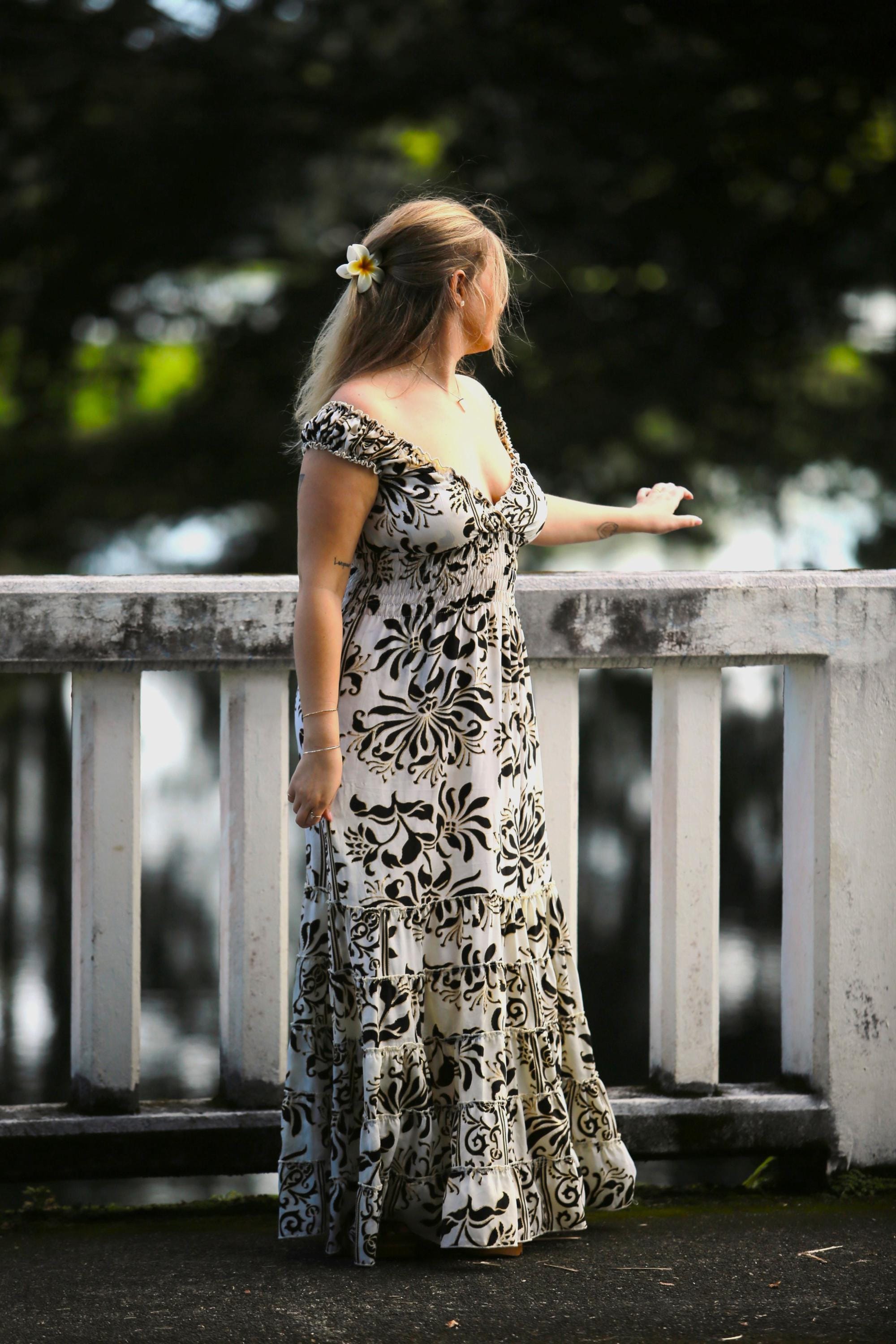 white velvet cocktail dress NOX ANABEL R705 Size 6,8,10 Sequin Short Homecoming Pockets Flare 6 / White/Multi Mocha Coast Muse Square PLP:Dresses With intricate gold sequins Product Color:White