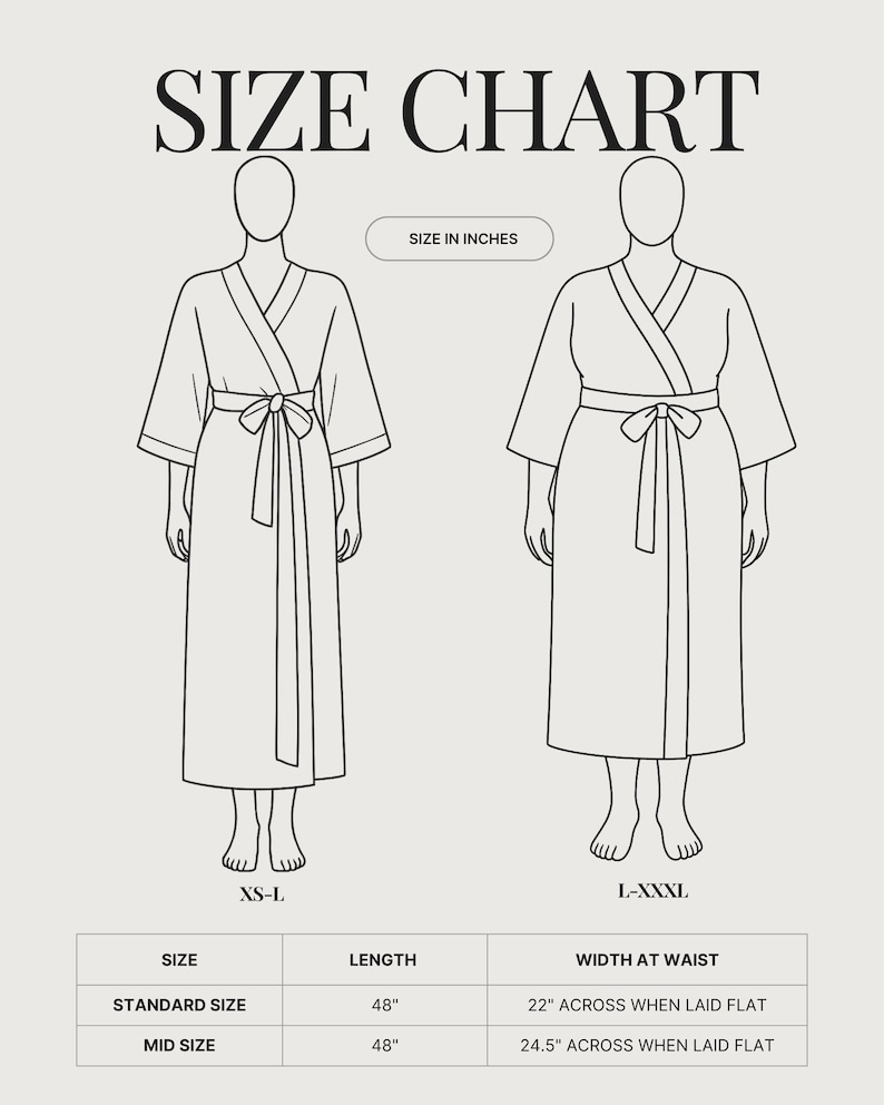 Pu&ograve; includere: Una tabella delle taglie in bianco e nero per una vestaglia. Mostra due figure che indossano vestaglie con cinture, etichettate XS-L e L-XXXL. Una tabella sottostante elenca le misure in pollici: 48 pollici di lunghezza e 22 o 24,5 pollici di larghezza in vita.