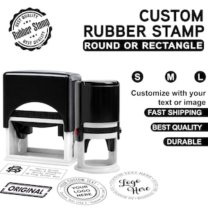 Può includere: Due timbri in gomma in bianco e nero con la scritta "CUSTOM RUBBER STAMP" e "ROUND OR RECTANGLE". L'immagine include anche il testo "Customize with your text or image", "FAST SHIPPING", "BEST QUALITY" e "DURABLE".
