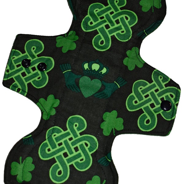 Moderate Core- Green Celtic Knots Reusable Cloth Overnight Pad- WindPro Fleece 10.5 Inches (26.5 cm)