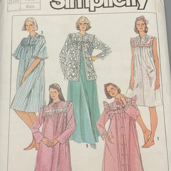 Simplicity 7643, Size Small, Misses Nightgown Robe and Bed jacket, Vintage Sewing Pattern, Uncut