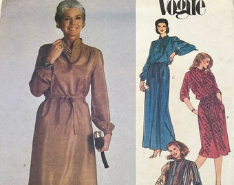 Vogue 2599, Size 14.5 Bust 37, Misses Dress, Uncut Very Easy Sewing Pattern 1980s