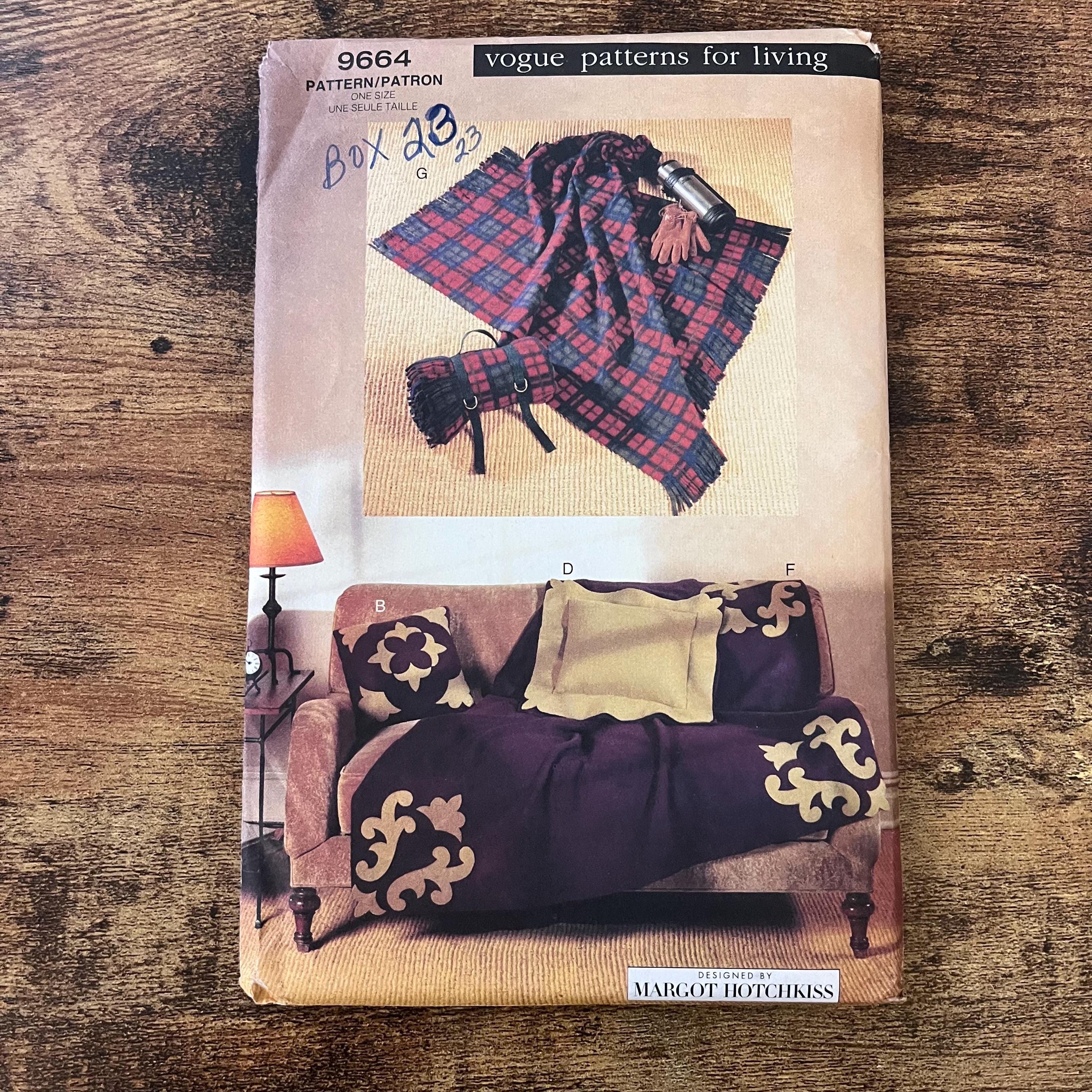 Vogue 9664 Patterns for Living Pillows, Double Sided Fleece Throw Blanket Uncut Sewing Pattern Stadium