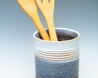 Cloudy White Dark Brown Brush/ Spoon/ Knitting Needles Caddy/ Vase