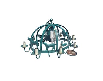 Arte de México Lámpara de araña de hierro forjado de 8 luces con forma de animal y pátina verdigrís española