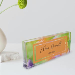 Gepersonaliseerde acrylnaambordje: kantoordecor op maat