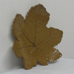 Spotted Brown Stoneware Hollyhock Leaf image 3