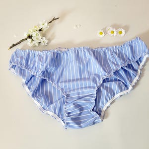 striped bloomer panties