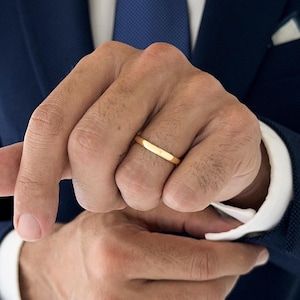 3 mm Band Herren Ehering / Slim Dome Comfort Fit / Minimalistisch und Elegante handgemachte Band / Ehering aus Gelbgold