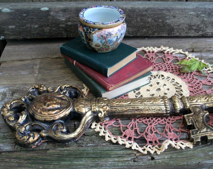 Vintage Large Key Wall Hanging Etsy