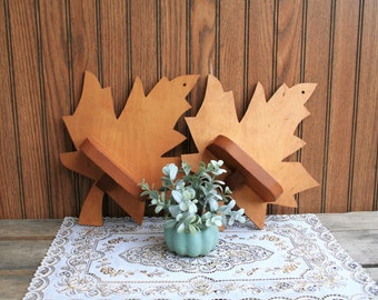 Wood Maple Leaf Wall Shelves / Vintage / Pair