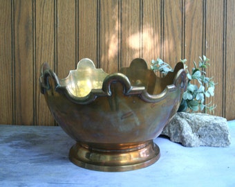 Gorgeous Brass Bowl W/ Beautiful Scalloped Edge