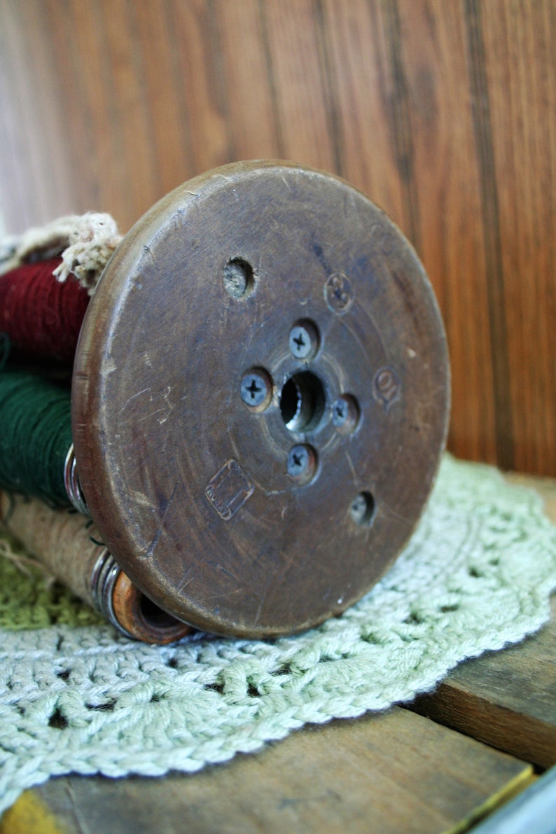 Antique Wooden Spools / Primitive/country Décor - Etsy