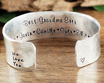 Personalized Gift for Grandma, Grandma Bracelet, Custom Bracelet For Grandma, GrandKids Name Jewelry, Mothers Day Bracelet, Grandma Jewelry