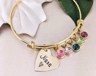 Pulsera de piedra de nacimiento para la abuela, Pulsera personalizada de la abuela, Pulsera de brazalete con amuletos, Pulsera de amuleto para mujeres, Joyería de la abuela