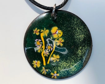 Flowery Enamel pendant/necklace