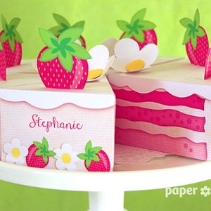 Strawberry Shortcake Paper Cake Slice en PINKS favorece la caja de la fiesta de hornear imprimibles - Texto editable Imprimible PDF 1053
