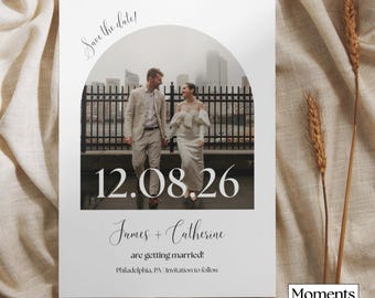 Plantilla de tarjeta fotográfica para guardar la fecha de boda