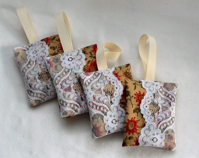 SACHETS with ORGANIC LAVENDER/Grown in Canada/Fresh Lavender Sachets/Hand Made Lavender Sachets/Fresh Fragrance Lavender To Hang