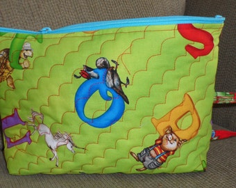 QUILTED Zippered BIZZEEE BAG/Zippered Totes 4 Take Along Toys/Baby Shower Gift/Toy Bags 4 Tots/Keep Busy Bags 4 Tots