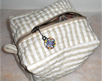 Dopp Kit/Quilted Box Cosmetic Bag/1990's Fabric From The Netherlands/Striped Beige n White Exterior - Deep Rust,Green,Beige Interior