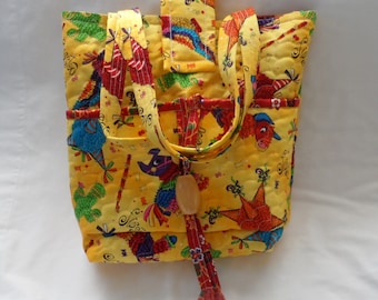 LIGHTWEIGHT SUMMERY TOTE Bag / Hand Made Tote Bag With Pockets / Sturdy and Comfortable Strap Handles / Bright and Cheerful Quilted Tote Bag