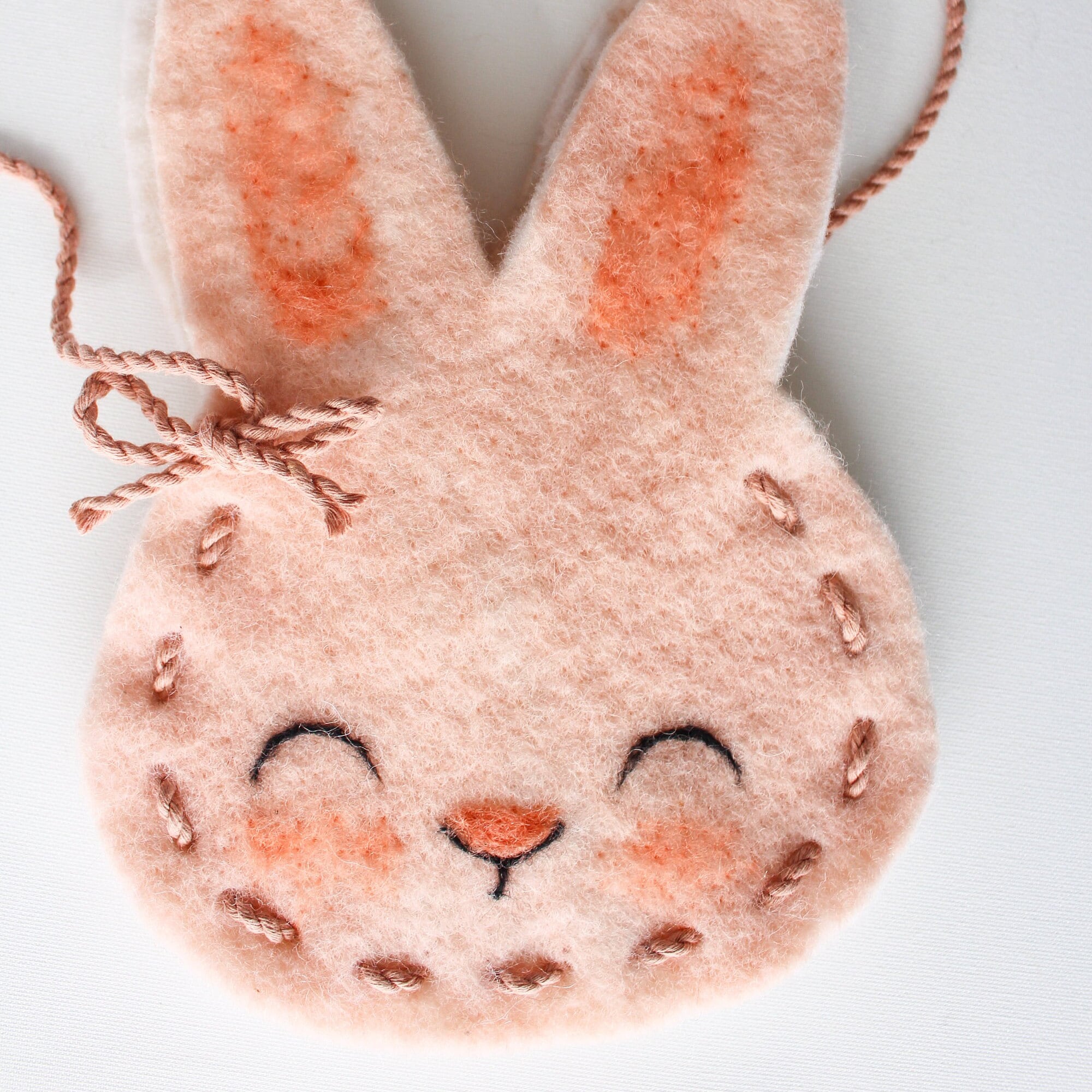 Photo inspiration: Gallery Detail: DIY Felt Bunny Pouch Kid Craft Fun Lacing Activity For