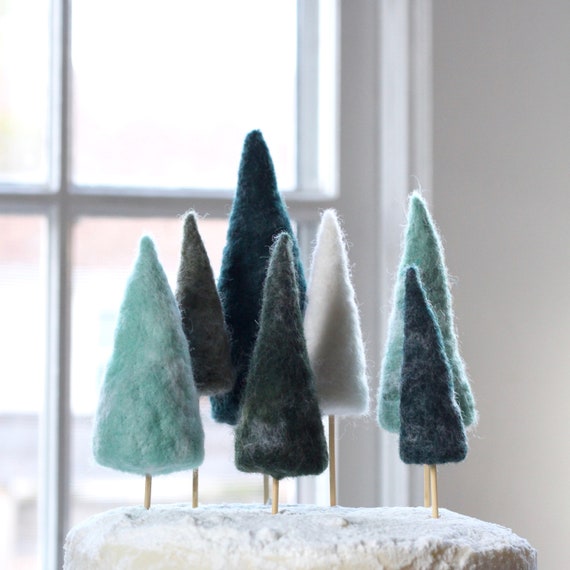 Steamenchanted Forest Wedding Cake By Lucielovestobake Http Cakesdecor Com Cakes 28 Enchanted Forest Wedding Cake Wedding Cake Forest Enchanted Forest Cake