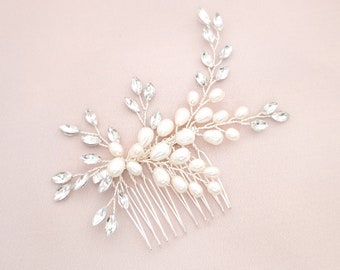 Boho Wedding Hair Accessory Pearl and Clear Crystal Comb in Gold or Silver, Vintage Style Bridal Comb "Sadie"