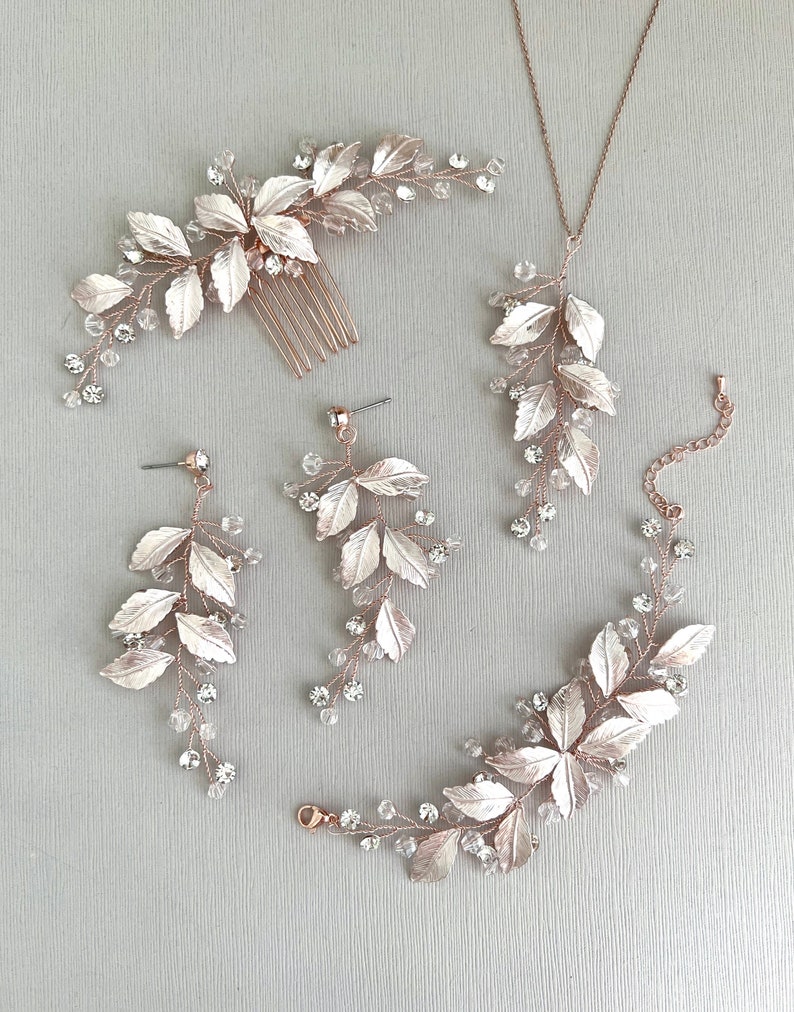 Wedding Accessories, Wedding Jewelry, Leaf Design for boho bride. Earrings, necklace, bracelet, Hair comb.