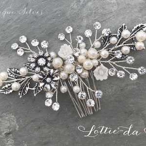 Wedding bridal or bridesmaids hair comb in silver, antique silver, gold, antique gold, rose gold. Veil hair comb, reception, bridal shower, bridesmaids gift or bridesmaid proposal box. Perfect for boho, vintage, classic, garden, country, beach bride.