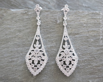 Vintage Style Wedding Bridal Dangle Earrings, Antique Art Deco style Crystal Chandelier Bridal earrings in silver, gold or rose gold, "Gigi"
