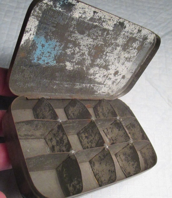 Antique Vintage Tin Metal Box 12 Divided Interior Compartments Primitive Country Collectible