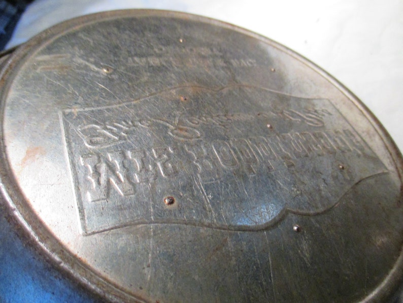 Vintage Mrs Robbinson/'s Fine Restaurant Table Top Pie Tin Pan 9 12 diner decor country primitive bakeware kitchenware new england decor