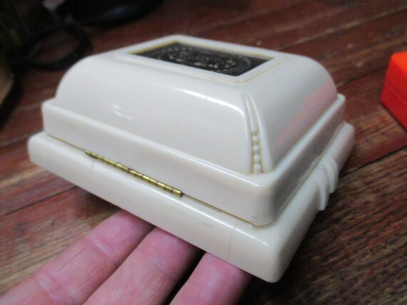 Vintage Art Deco Plastic Watch Display Case Box A… - image 6