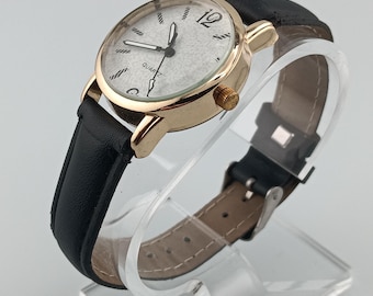 Basic Style Gold Ton mit schwarzem verstellbaren Riemen Damenuhr