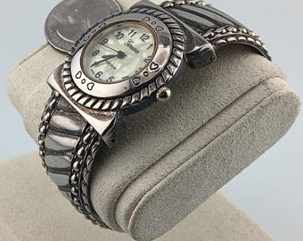 Genfer Platin Manschetten-Armbanduhr