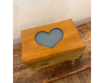 Vintage Rustic Wooden Recipe Box with Heart Cutout and Recipe Cards Honey Brown