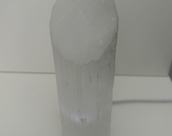 Selenite lamp