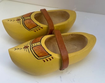 Vintage traditionella holländska träskor handmålade