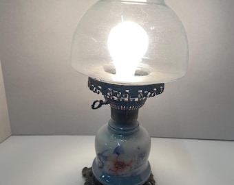Lámpara de huracán vintage pequeña de estilo victoriano con flores rosas y azules de 40 cm