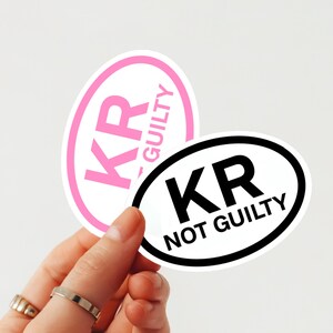 Calcomanía ovalada "No culpable", "FKR", "Veredicto", vinilo de Karen Read en negro o rosa, "Justicia para Karen", "Seguidor de Karen Read"