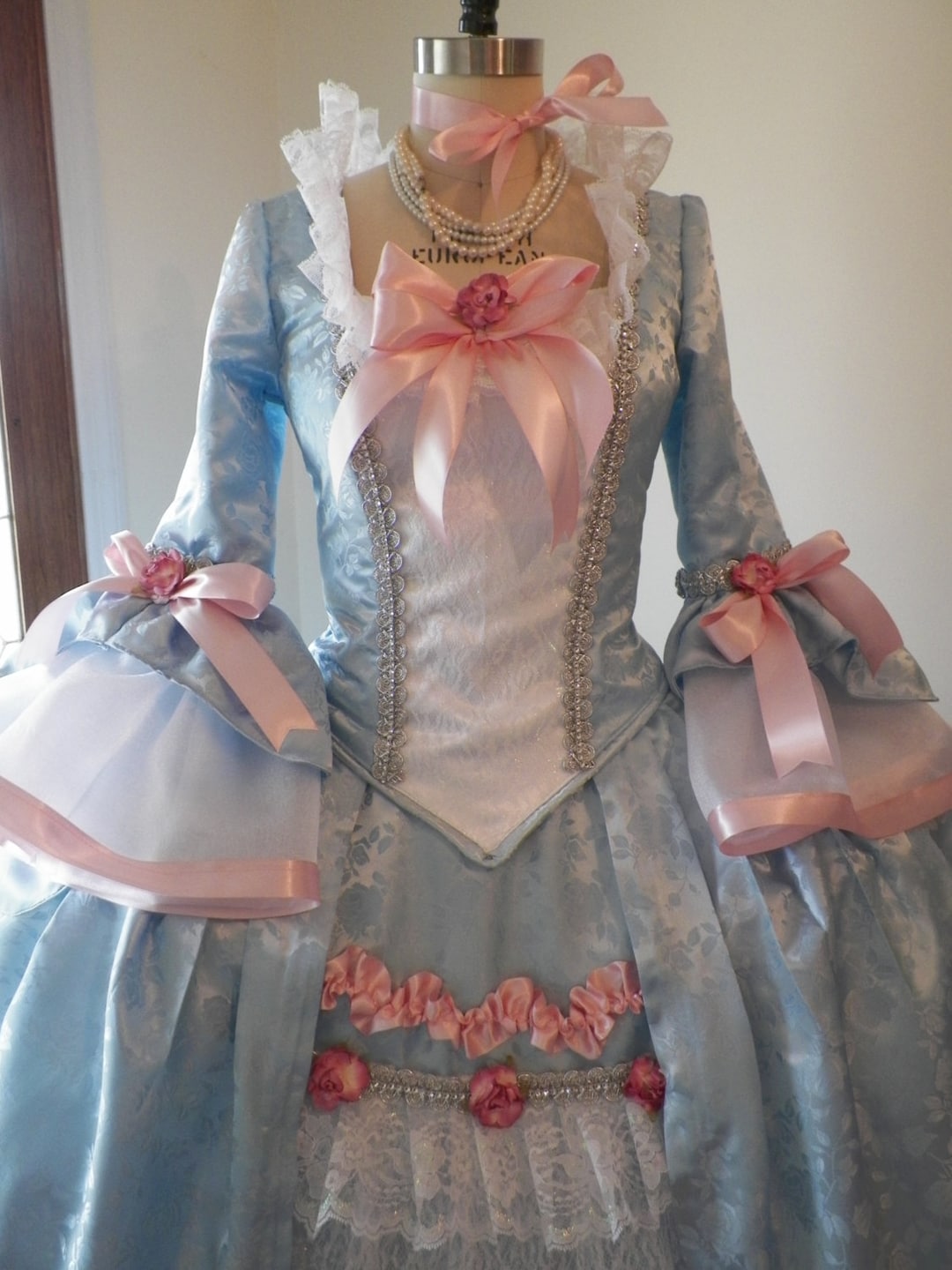Custom Marie Antoinette Brocade Dress Rococo Costume Venice Carnival custom-marie-antoinette-brocade-dress-rococo-costume-venice-carnival